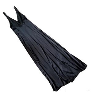 Olga-Lure Vintage Black Satin, Lace Full Swing Peignoir Nightgown Lingerie Sz 36